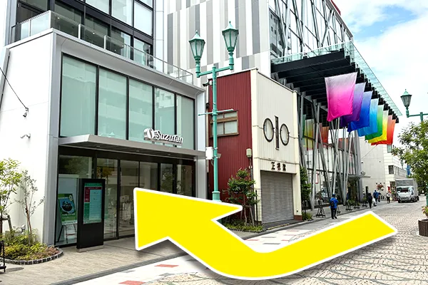 さやもーる南側出入口から入ります。