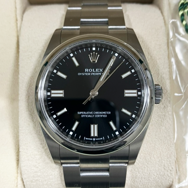 ロレックス オイスターパーペチュアル 126000