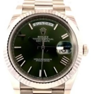 ロレックス デイデイト 228239　グリーン　ローマインデックス