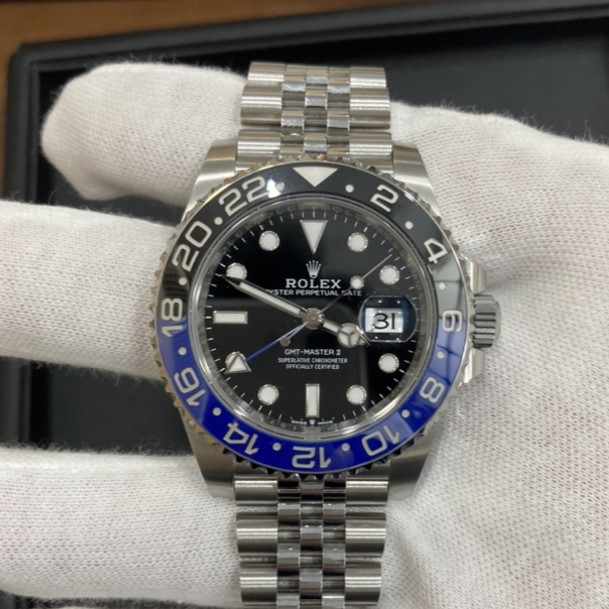 ロレックス　GMTマスターⅡ　126710BLNR　