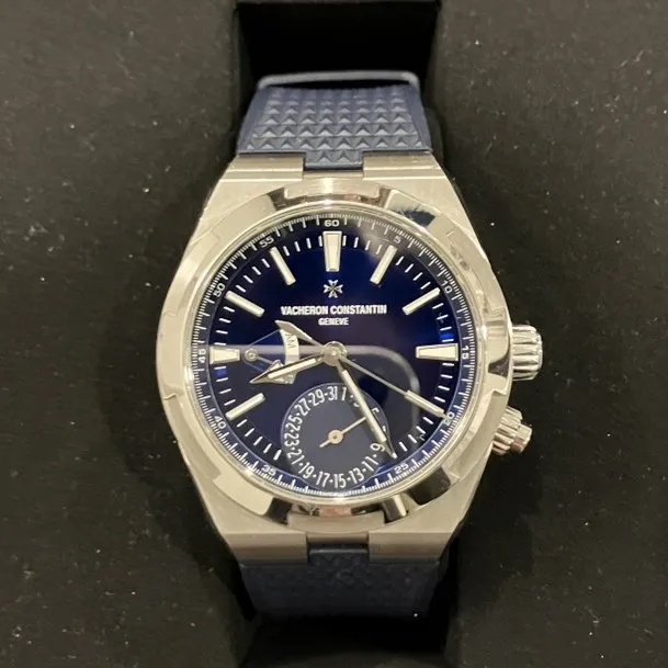 ヴァシュロン・コンスタンタン　オーヴァーシーズ　7900V　