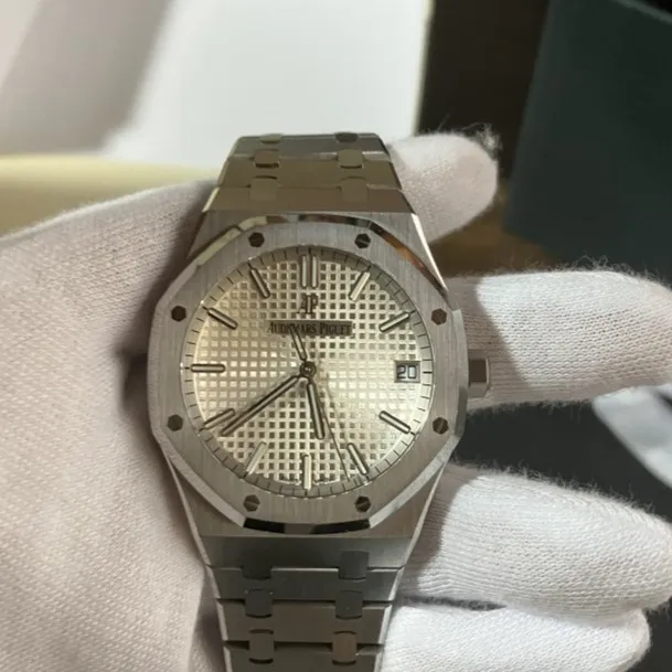 オーデマ ピゲ　ロイヤルオーク　15500ST.OO.1220ST.04