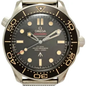 オメガ シーマスター ダイバー 300M コーアクシャル マスター クロノメーター 42mm 007 エディション210.90.42.20.01.001