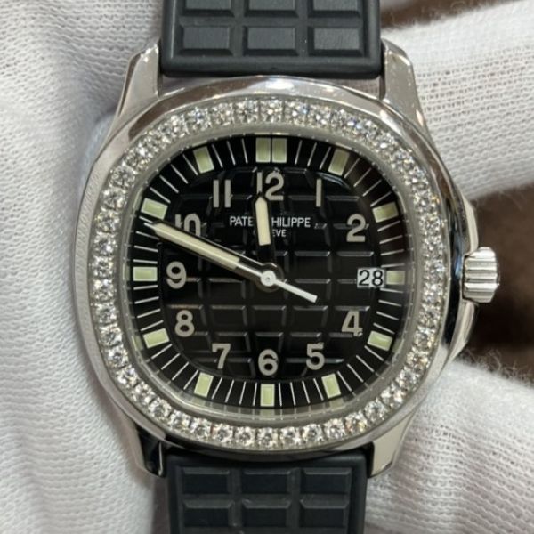 パテックフィリップ　アクアノート　5067A-001