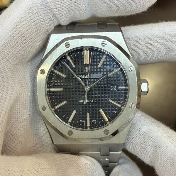 オーデマ・ピゲ　ロイヤルオーク　15400ST.OO.1220ST.01