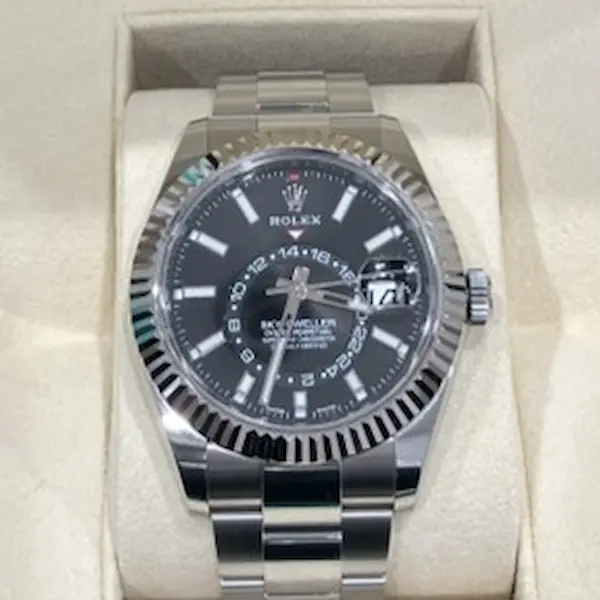 ロレックス　スカイドゥエラー　326934