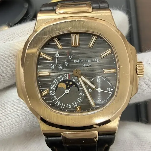 パテックフィリップ　ノーチラス　5712