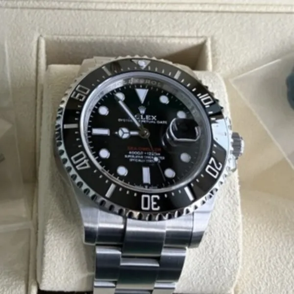 ロレックス　シードゥエラー　126600