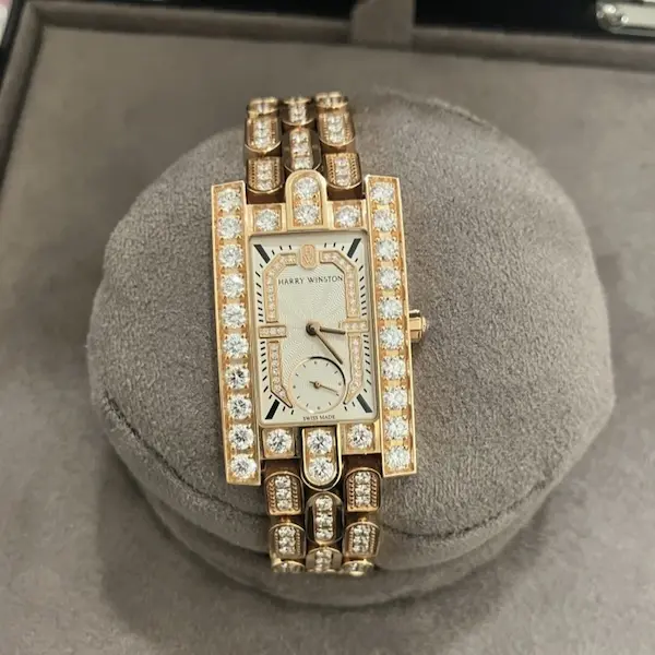 ハリーウィンストン　アヴェニュークラシック　AVEQHM21