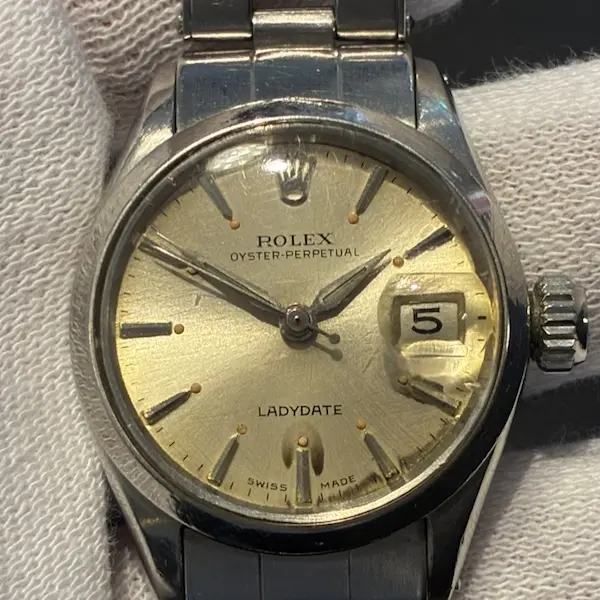 ロレックス　オイスターパーペチュアル　レディデイト　6516