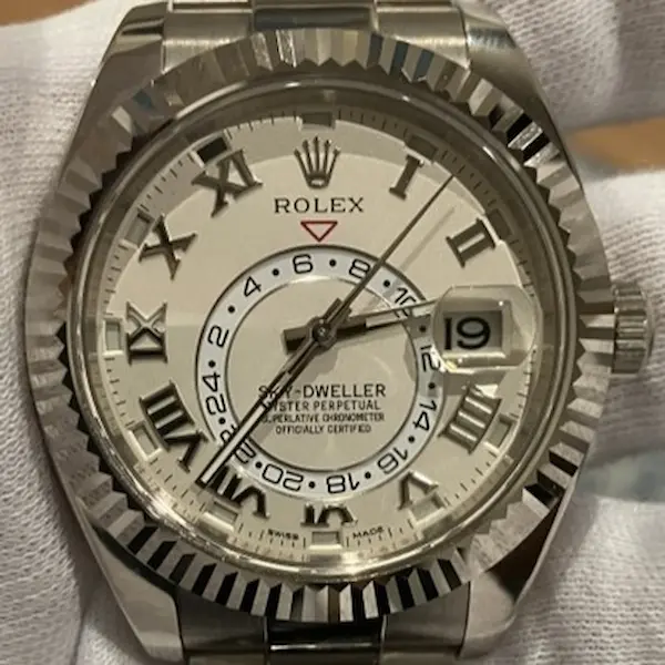 ロレックス　スカイドゥエラー　326939