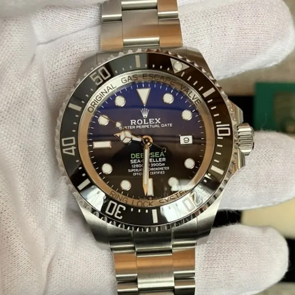 ロレックス　シードゥエラー　126660