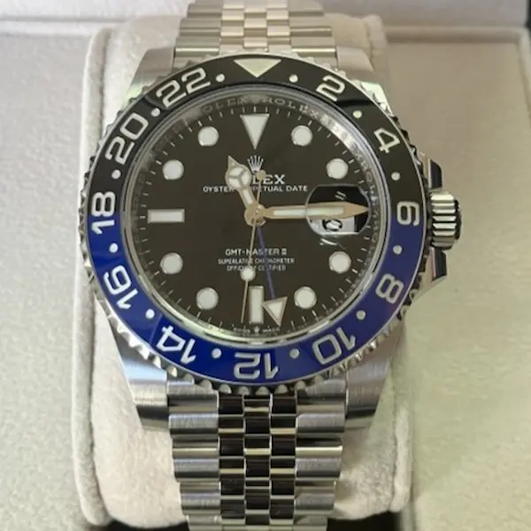 ロレックス　GMTマスターII　126710BLNR