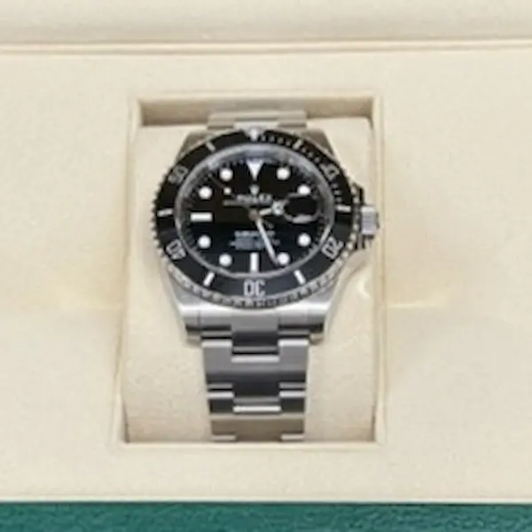 ロレックス　サブマリーナー　126610LN