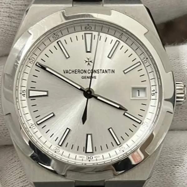 ヴァシュロン・コンスタンタン　オーヴァーシーズ　4500V/110A-B126