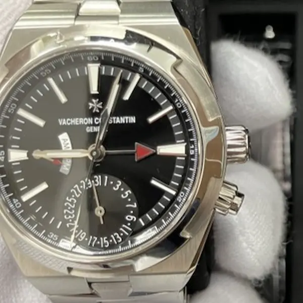 ヴァシュロン・コンスタンタン　オーヴァーシーズ　7900V/110A-B546