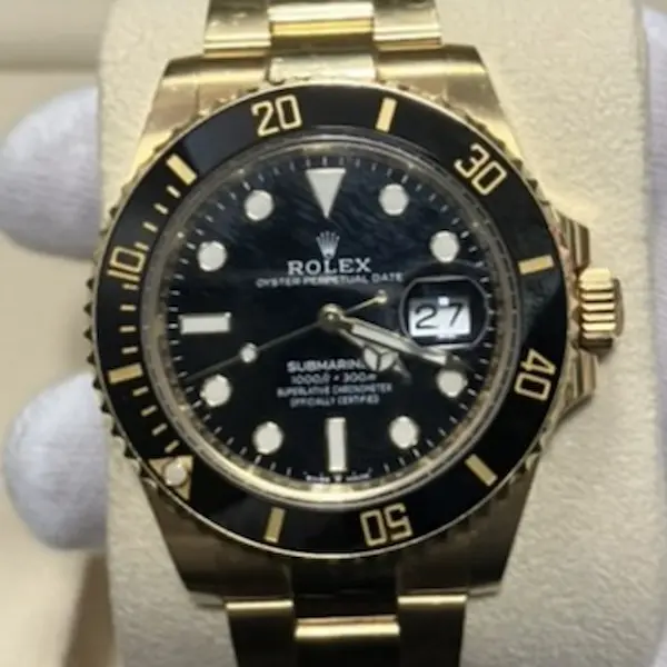 ロレックス　サブマリーナー　126618LN