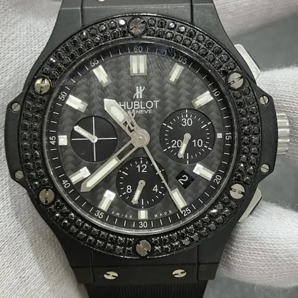 ウブロ　ビッグバン　ブラックマジック　301.CI.1770.RX