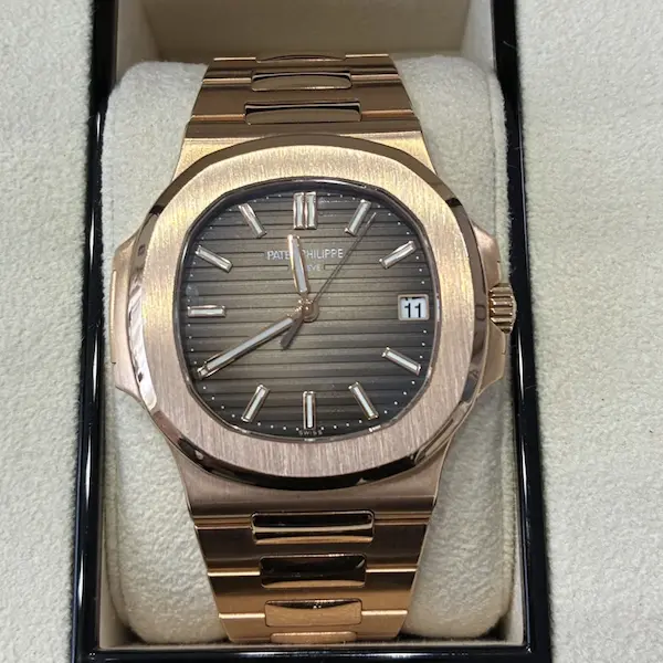 パテック フィリップ　ノーチラス　57111/R-001