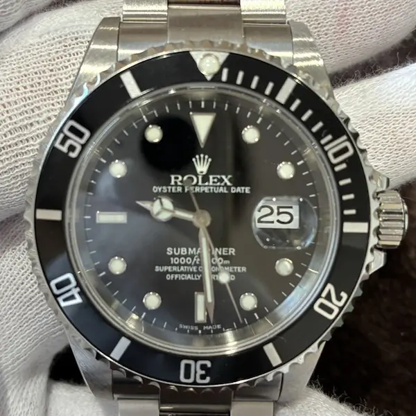ロレックス　サブマリーナーデイト　16610