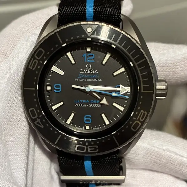 オメガ　シーマスター　215.92.46.21.01.001
