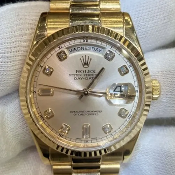 ロレックス　デイデイト　118235A