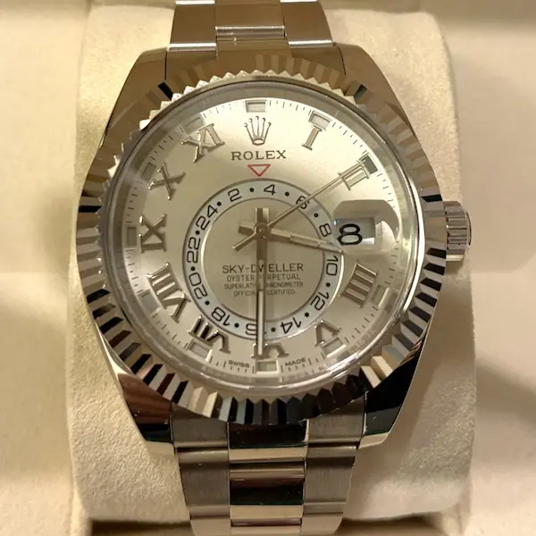ロレックス　スカイドゥエラー　326939