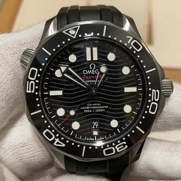 オメガ　シーマスター　210.32.42.20.01.001