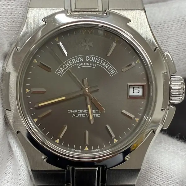 ヴァシュロン・コンスタンタン　オーヴァーシーズ　42050/423A-8473