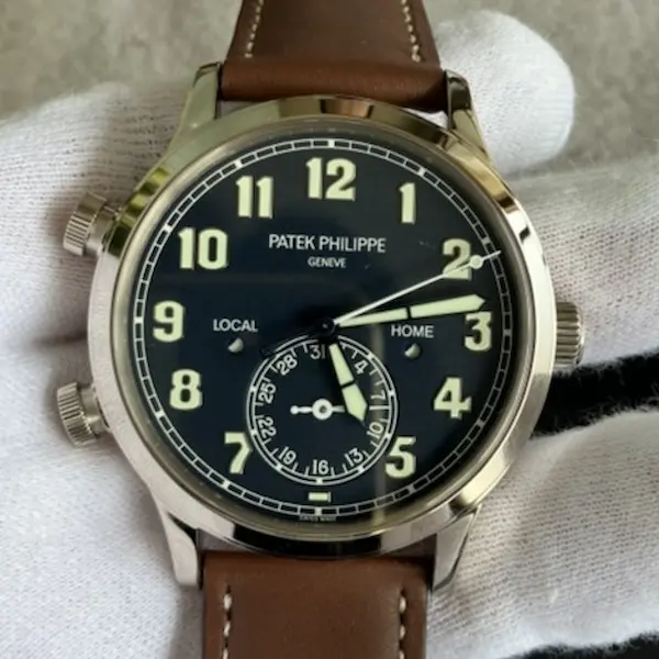 パテック フィリップ　カラトラバ　パイロットトラベルタイム　5524G-001