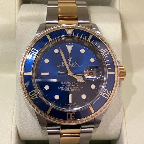 ロレックス　サブマリーナーデイト　16613