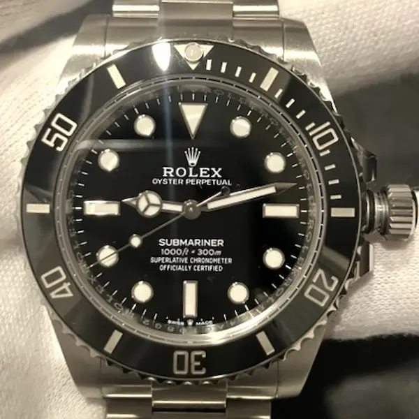 ロレックス　サブマリーナー　124060