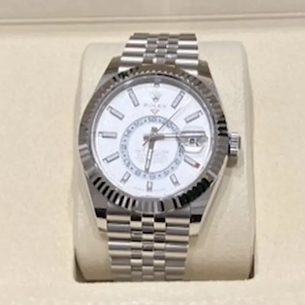 ロレックス　スカイドゥエラー　336934