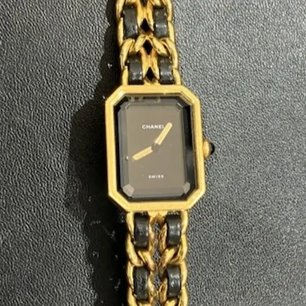 シャネル　プルミエール