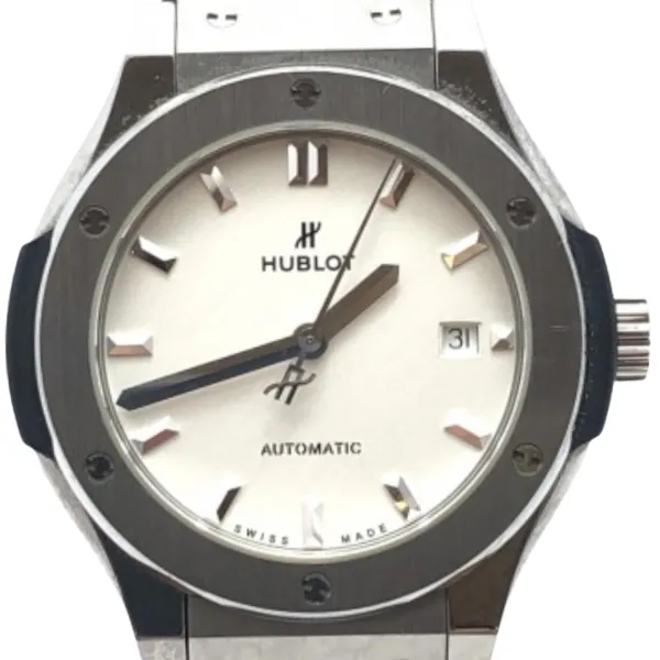 ウブロ クラシック・フュージョン チタニウム オパリン 565.NX.2611.LR