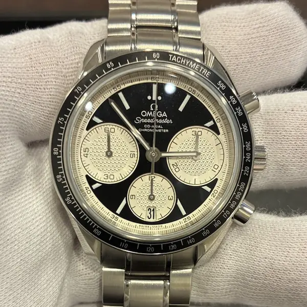オメガ　スピードマスター　レーシング　326.30.40.50.01.002