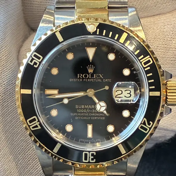 ロレックス　サブマリーナデイト　16613