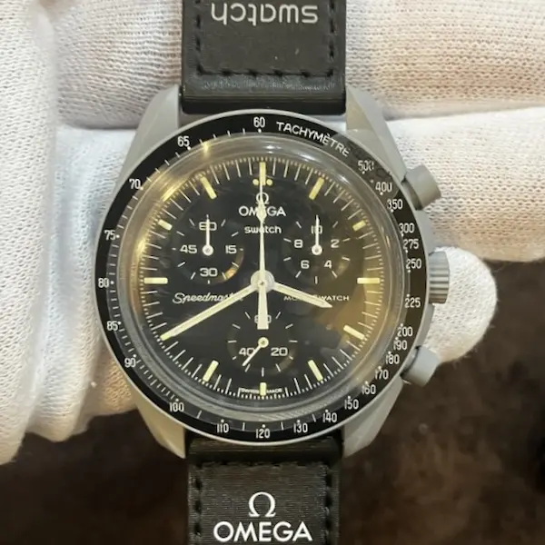 オメガ×スウォッチ　スピードマスター　MISSION TO THE MOON