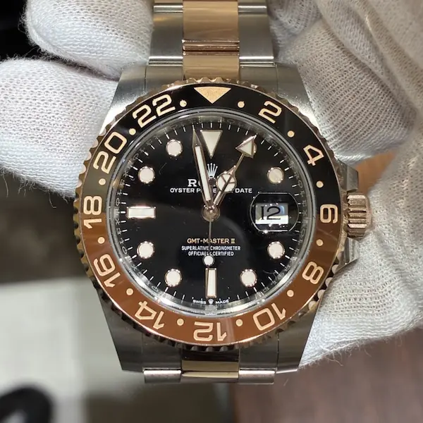 ロレックス　GMTマスターII　126711CHNR