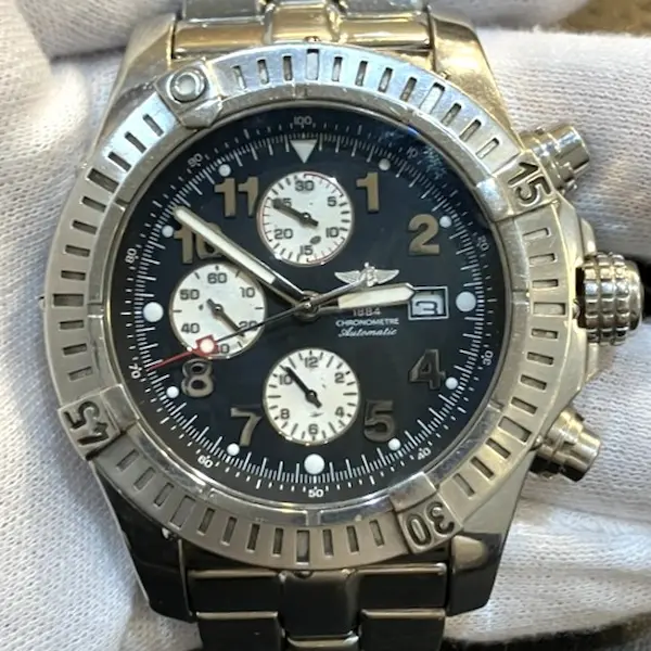 ブライトリング　スーパーアベンジャー　デイト　クロノグラフ