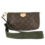 ルイ・ヴィトン モノグラム ミュルティポシェットアクセソワール M44813