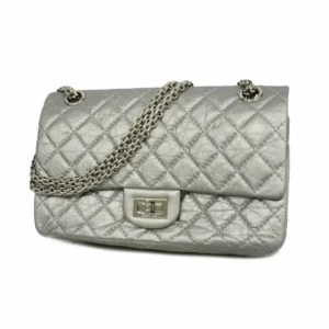 シャネル 2.55 ショルダーバッグ レザー シルバー×シルバー金具 Wチェーンストラップ Wフラップ