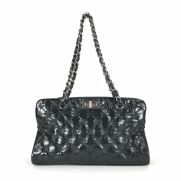 シャネル 2.55 ショルダーバッグ ハンドバッグ レザー キルティングステッチ ブラック×ゴールド金具 チェーンストラップの参考買取価格- ブランド買取専門店のおたからや