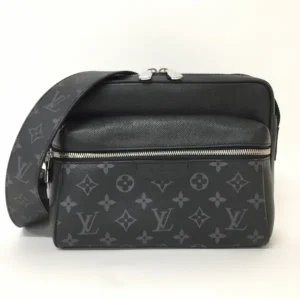 ルイ・ヴィトン タイガ×モノグラムエクリプス アウトドアメッセンジャー PM ショルダーバッグ PVC ブラック M30233