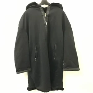 フェンディ コート ブラック