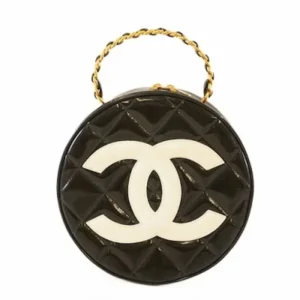 シャネル マトラッセ ラウンドバニティ