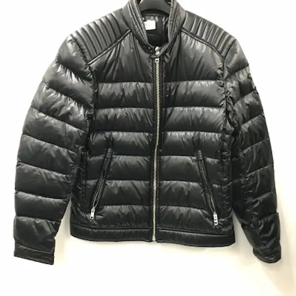 プラダ ダウン ブラックの参考買取価格- ブランド買取専門店のおたからや