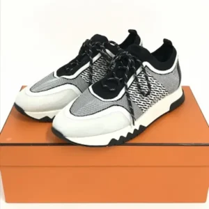 エルメス アディクト スニーカー ブラック×オフホワイト