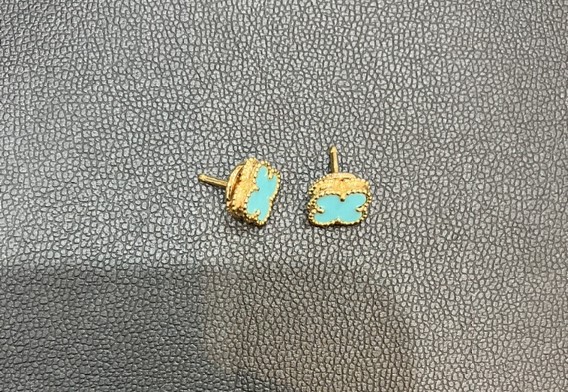 ヴァンクリーフ＆アーペル アルハンブラ ターコイズ ピアス