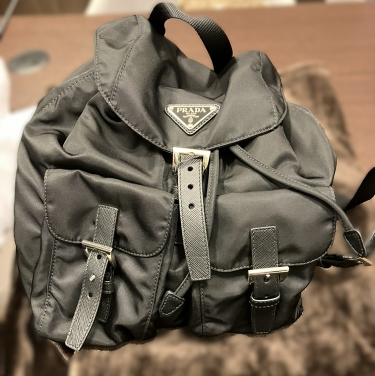 プラダ ナイロンリュック